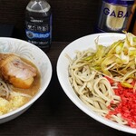 ラーメン二郎 - 麺丼、少なく見えますが超爆量(๑°ᄆ°๑)‼