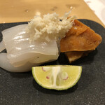 味乃しゅうか - イカのお造りと塩ウニ