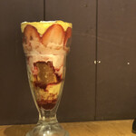 梅田 阪急三番街 リバーカフェ - 