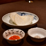 南風楼 - 【シェフのおまかせコース@10,000円】海老せんべい│チリソース＆レモン塩