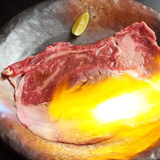 肉バルstaub名物肉寿司