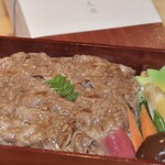 京都 つる家 花陽 - テイクアウトすき焼き重