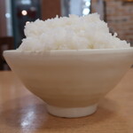 大衆食堂 半田屋 - めし（中）：178円、480g/806Kcal