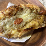 シエスタ - キーマカレーとあらびきウインナーのパン