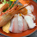 カキ小屋 - 海鮮丼アップ