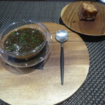 レストラン ラ・フロレゾン・ドゥ・タケウチ - ～LE FOIE GRAS～ハンガリー産フォアグラのロワイヤル トリュフの香るデュクセルとブリオッシュのパンペルデュ