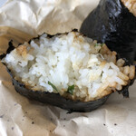 にぎりめし - さばトロ(310円)はこんな感じ