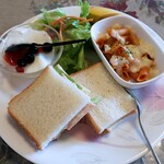 カフェ&雑貨 リトルガーデン - モーニングサービス（+100円）