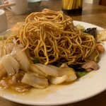 南海飯店 - かたい焼ソバの麺