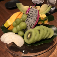 タワーズバー ベロビスト - フルーツ盛り合わせ