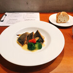 ビストロ ラングドシャ - 瀬戸内産イサキのポワレと温野菜ソースブールブラン