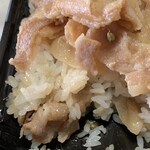 MyRoom雲母 - ご飯の間にもお肉が！