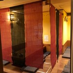 Hegisoba Takumi - 掘りごたつ式お座敷も仕切り暖簾で安心個室！