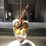 PATISSERIE ASAKO IWAYANAGI - パルフェビジュー フィグ 3,800円（税込）