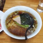 中華料理榮來 - セットのラーメン