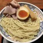 頑固麺 - 冷やし魚介マーラー油つけ麺サンダー麺（麺アップ）