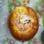 Gucho Kipan - ハムの惣菜パン