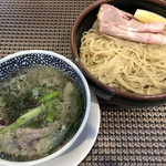 セアブラノ神 伏見剛力 - 九条ネギとせせりの塩つけ麺（大盛）