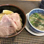 Seaburano Kami Fushimi Gouriki - 九条ネギとせせりの塩つけ麺（中盛）