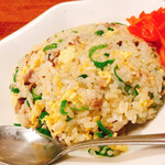 あづまや - 『半チャーハン』300円