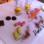 アムール - プティフール