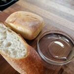 コンヴィヴィアリテ・イチノセ - バケット2種類＆クルミオイル