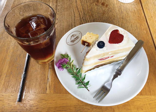 ケーキラボ マグネット 矢切 カフェ 食べログ