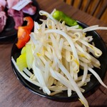 炭焼きジンギスカン いし田 - セットの野菜です。