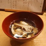 花いち - 鱧と舞茸のお吸い物