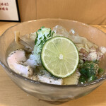 富士松 - 2020年9月4日　冷やし塩らーめん　980円
            正に夏の風物詩でした！