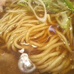 ラーメン大戦争 - 関西だし醤油ラーメン ピストル 780円