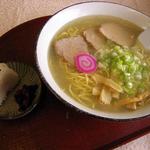 かに幸 - かに幸　塩ラーメン　おにぎりサービス　550円