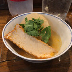 純酒場オオモリ - 三巡目はトムヤンおでん（パクチー苦手ですが旨いｗ）