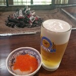 赤久縄 - 生ビール　650円   鱒のたまご　420円