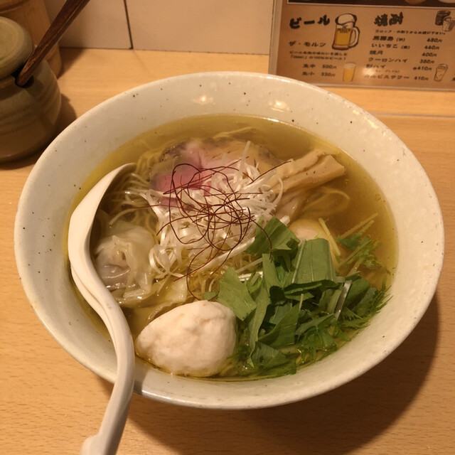 ご当地ラーメン 巡 メグル 七ツ屋 ラーメン 食べログ