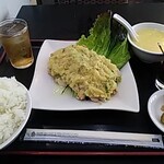 アジア料理 菜心 - 蒸し鶏定食