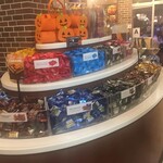 Ghirardelli Ice Cream and Chocolate Shop - 