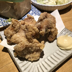 焼鳥 丸屋 - 鶏肉の漬込み唐揚げ