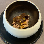 プレゼンテ スギ - 猪肩ロースと天然キクラゲ