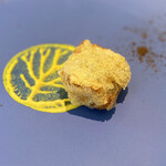 プレゼンテ スギ - ハモにハモの中骨スープとヤマドリ茸の出汁を注入