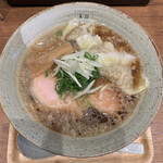 麺処 天川 - ■アグー背脂入ワンタン醤油らあめん¥1000