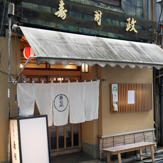 九段下駅でランチを楽しむならここ おすすめ店11選 食べログまとめ 九段下駅でランチを楽しむならここ おすすめ店11選 食べログまとめ