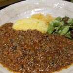 SPICY CURRY 魯珈 - 香味野菜と赤ワインのビーフキーマカレー