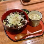 Kushi maru - 炭火焼鳥丼