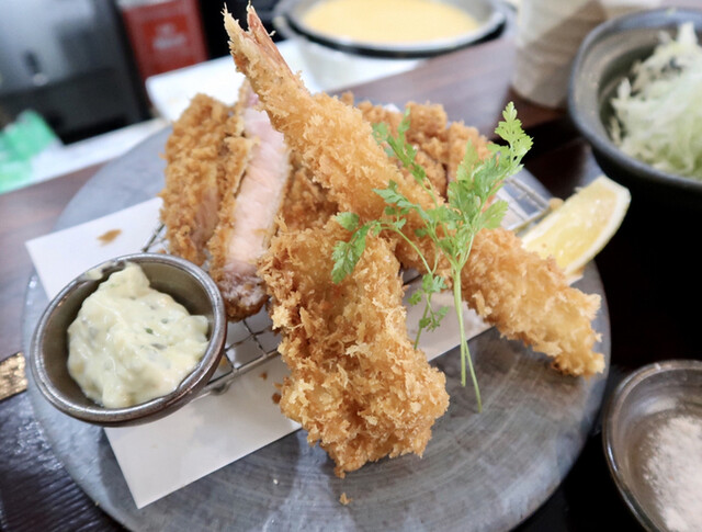 とんかつ レボリューション とんかつ Revolution 河内山本 とんかつ 食べログ