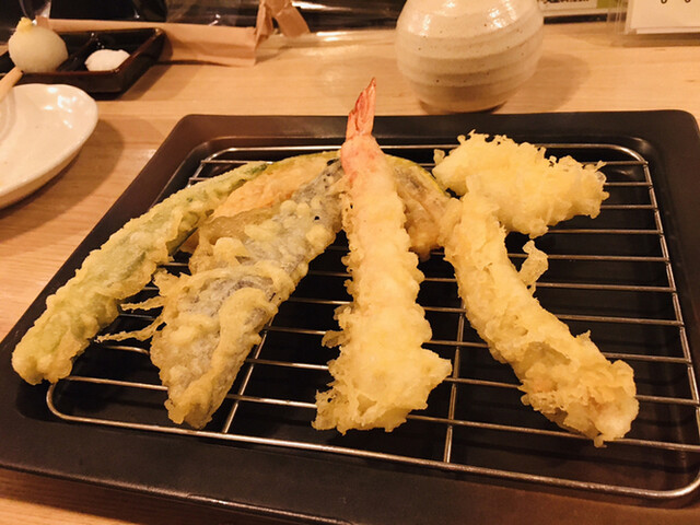 オリーブオイル天ぷらと和酒 サカツヤの料理の写真