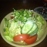 ワンステップ 北浦和店 - ここのドレッシングは絶品。ワンステップサラダ（Ｓ）。