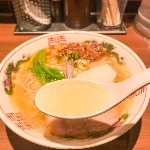 移転 ナルトもメンマもないけれど 関内 ラーメン 食べログ