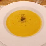 ビストロ レスカリエ - カボチャの冷製スープ