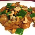 彩賓楼 - 鶏肉とカシューナッツの炒め（サ込1320円）